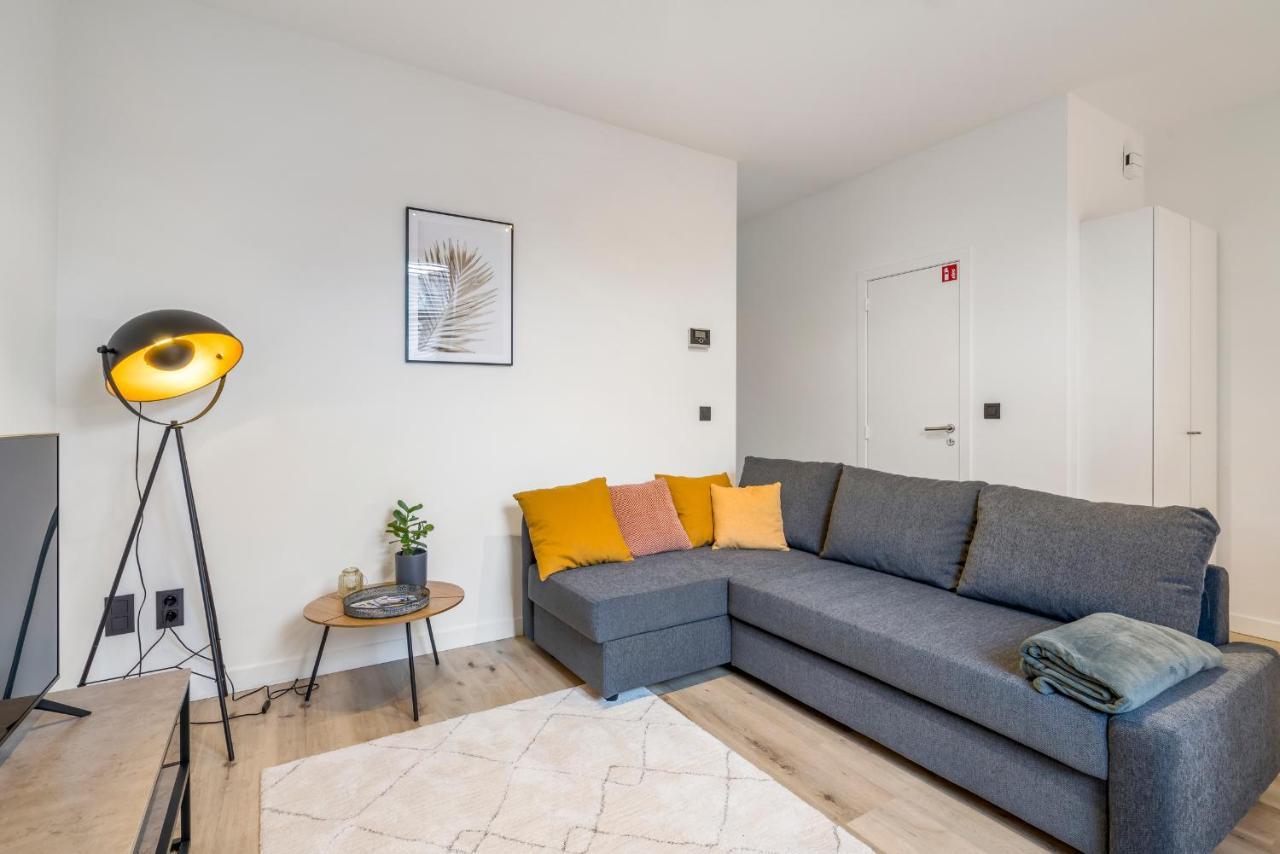 דירות גנט Cosy, Furnished & Renovated Flat With Outside Lounge מראה חיצוני תמונה